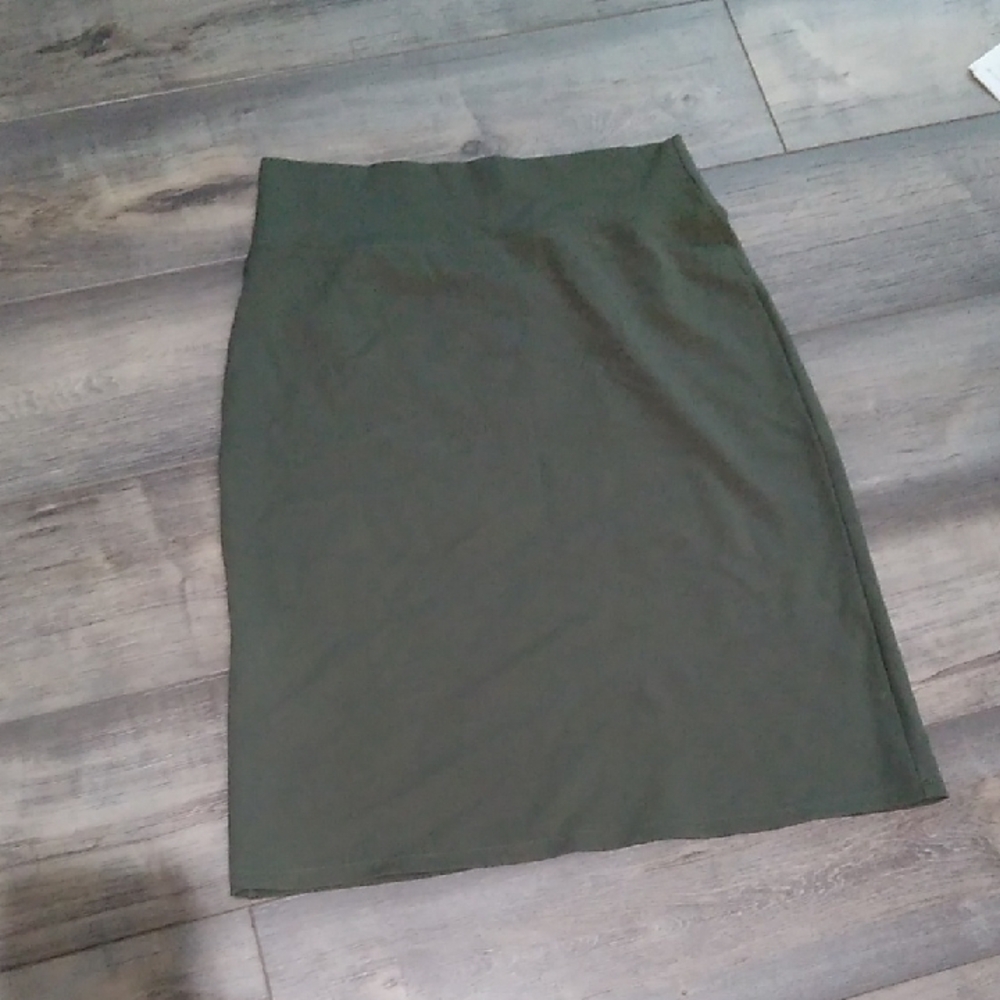 Inherit Clothing Company Dark Green Skirt - Picture 3 of 4